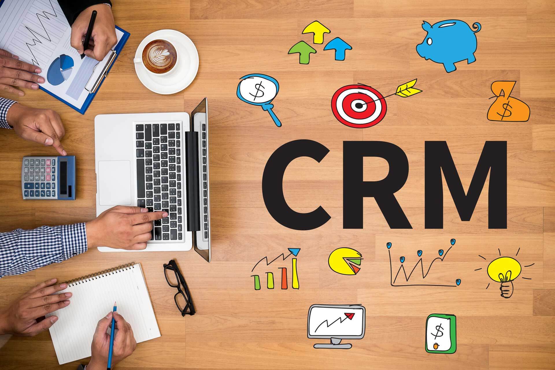 بهترین نرم افزار CRM کدام است (۲۰۲۱)؟